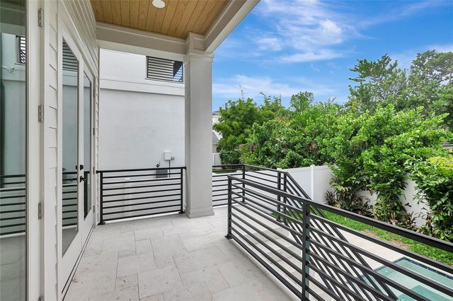 206 CHIPPEWA AVENUE, Tampa, FL 33606