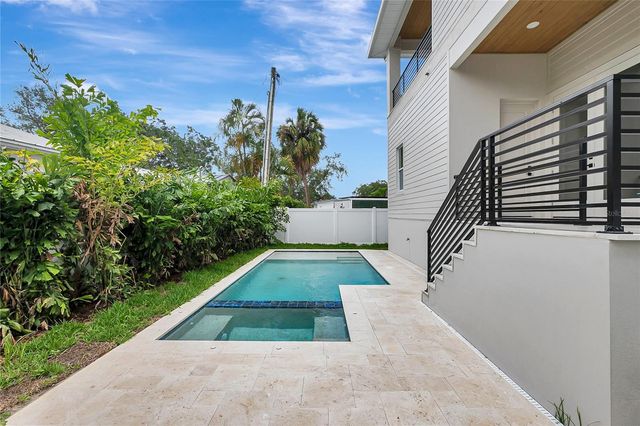 206 CHIPPEWA AVENUE, Tampa, FL 33606