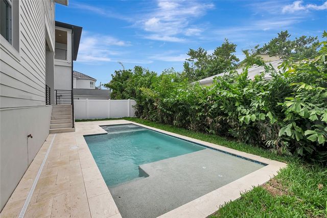 206 CHIPPEWA AVENUE, Tampa, FL 33606