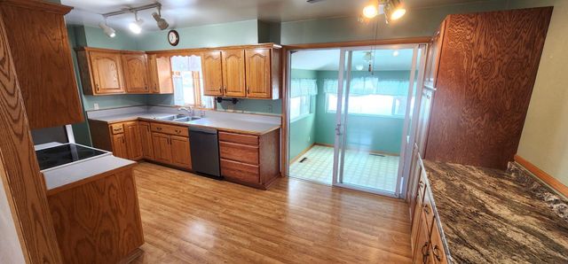 420 James Street, Detroit Lakes, MN 56501