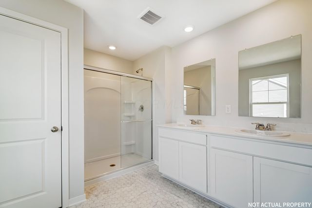 160 Lorrimore Drive, Pickerington, OH 43147