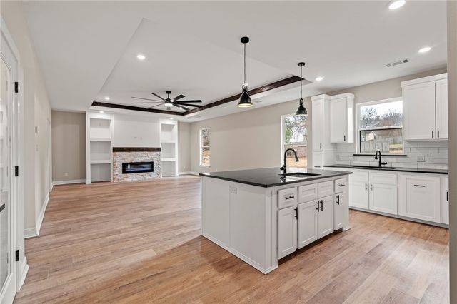 1500 Lovers Lane, Van Buren, AR 72956