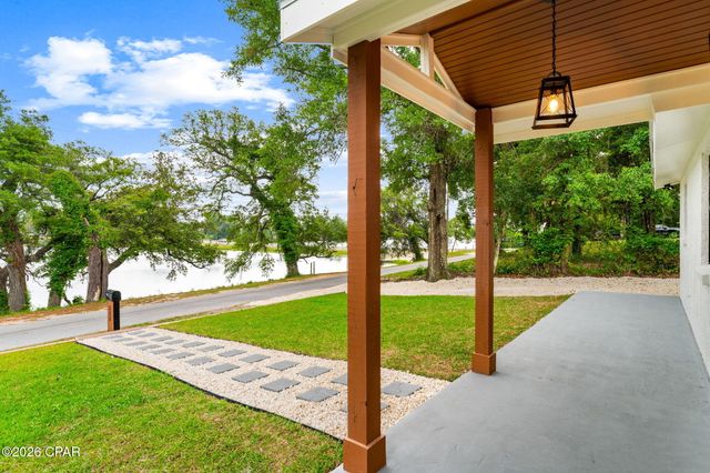 111 Bayou Avenue, Panama City, FL 32401