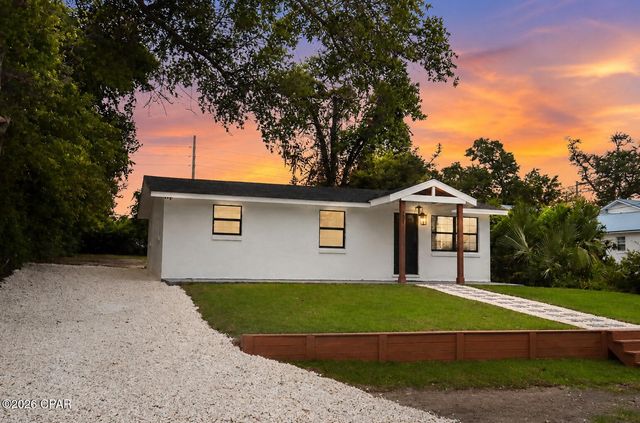 111 Bayou Avenue, Panama City, FL 32401