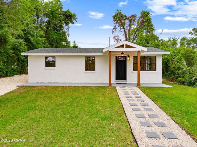 111 Bayou Avenue, Panama City, FL 32401