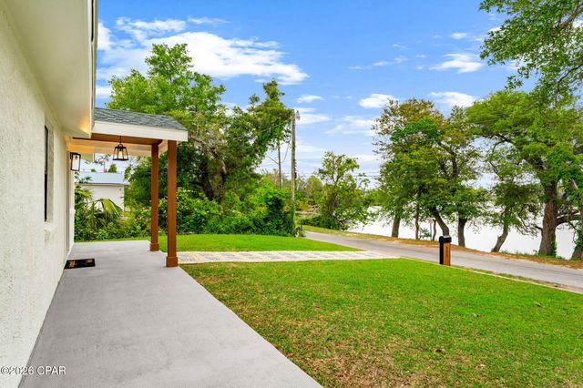 111 Bayou Avenue, Panama City, FL 32401