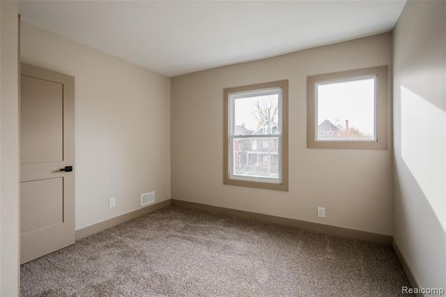 2630 Harding Street, Detroit, MI 48214