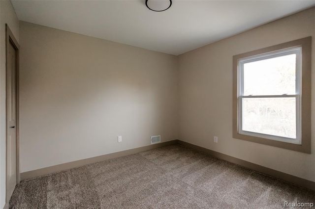 2630 Harding Street, Detroit, MI 48214