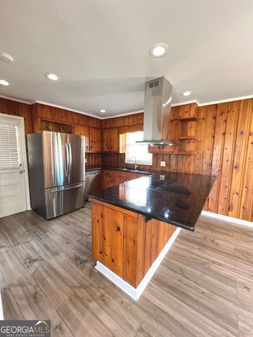 6 Colonial Drive, Newnan, GA 30263