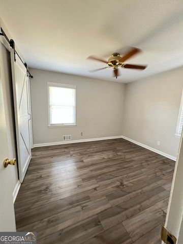 6 Colonial Drive, Newnan, GA 30263