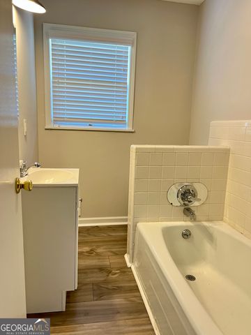 6 Colonial Drive, Newnan, GA 30263