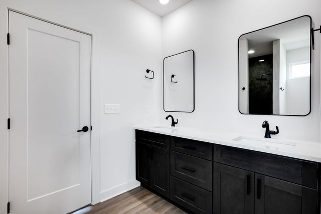 110 S Wellcrest Ct., Wichita, KS 67052