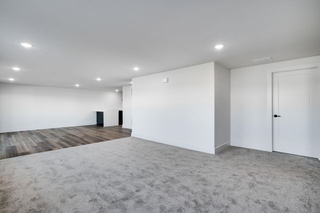 110 S Wellcrest Ct., Wichita, KS 67052