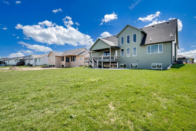 110 S Wellcrest Ct., Wichita, KS 67052