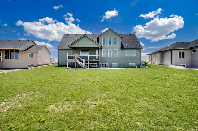 110 S Wellcrest Ct., Wichita, KS 67052