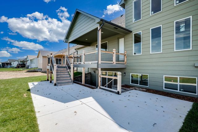 110 S Wellcrest Ct., Wichita, KS 67052