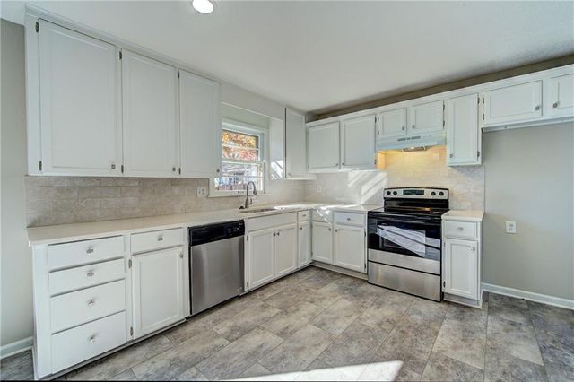 13101 E 53rd Street, Kansas City, MO 64133