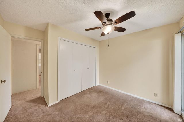 3586 E Forest Glen Ave Apt 5, Leesburg, IN 46538