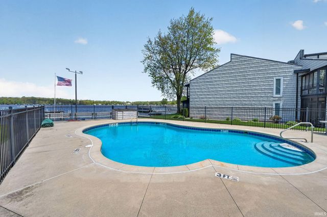3586 E Forest Glen Ave Apt 5, Leesburg, IN 46538