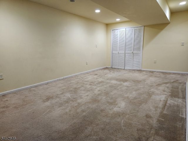 14 Autumn Dr, Mine Hill Twp., NJ 07803