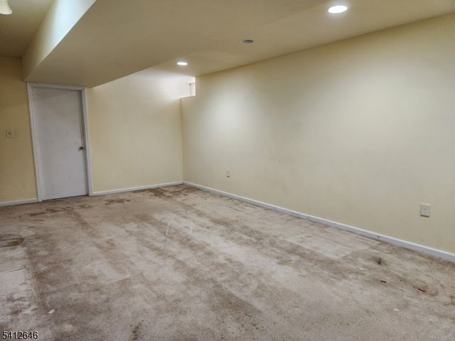 14 Autumn Dr, Mine Hill Twp., NJ 07803