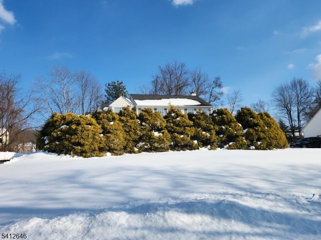 14 Autumn Dr, Mine Hill Twp., NJ 07803