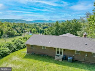40 ANTIQUE LN, Sperryville, VA 22740