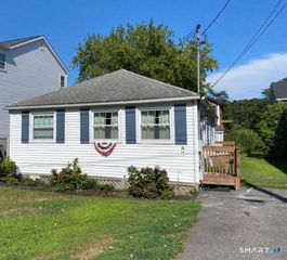39 Brockett Road, East Lyme, CT 06357