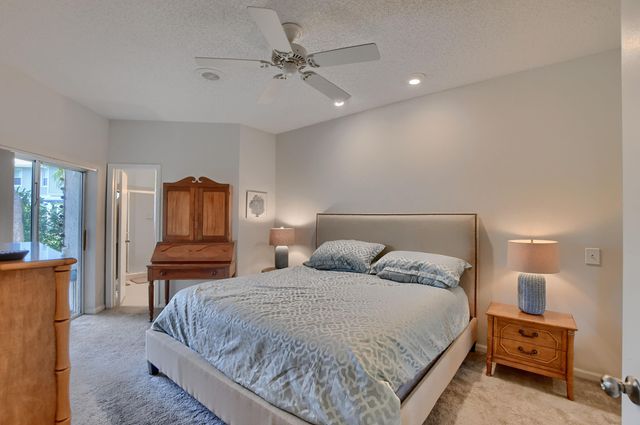 6563 Via Regina, Boca Raton, FL 33433