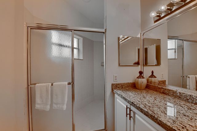 6563 Via Regina, Boca Raton, FL 33433