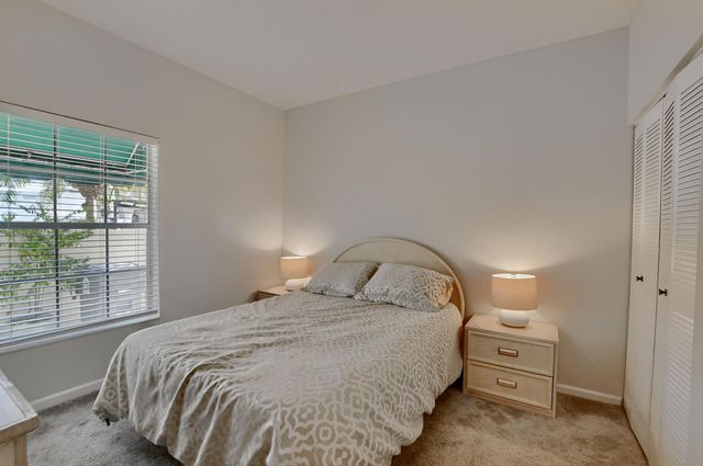 6563 Via Regina, Boca Raton, FL 33433