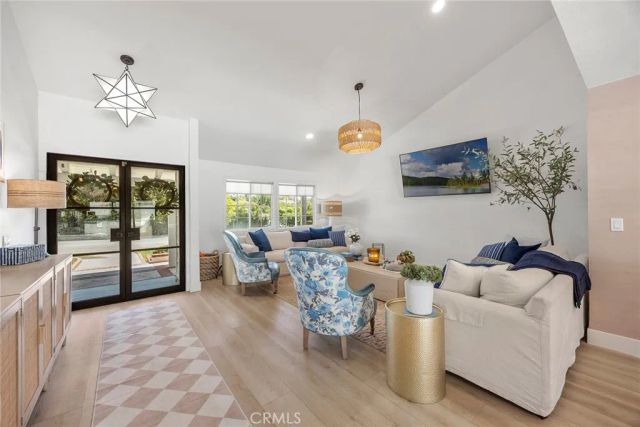 24271 La Pala Lane, Mission Viejo, CA 92691