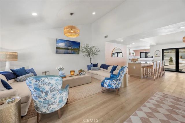 24271 La Pala Lane, Mission Viejo, CA 92691