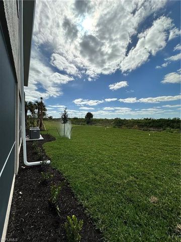 2813 Citrus ST, Naples, FL 34120