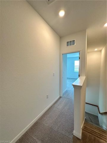 2813 Citrus ST, Naples, FL 34120