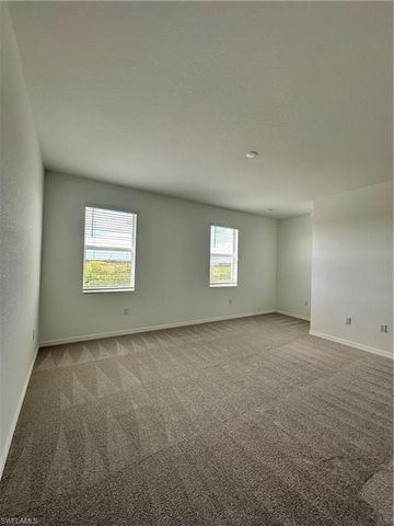 2813 Citrus ST, Naples, FL 34120