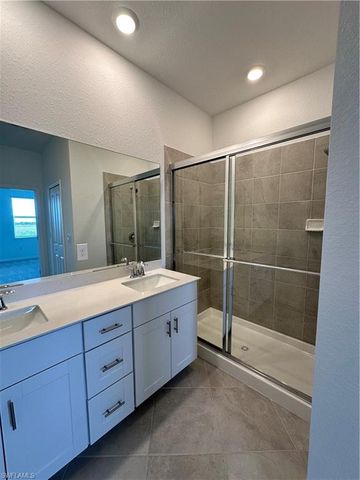 2813 Citrus ST, Naples, FL 34120