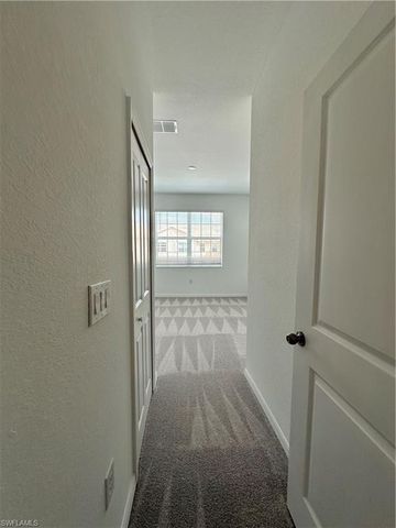 2813 Citrus ST, Naples, FL 34120