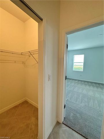 2813 Citrus ST, Naples, FL 34120