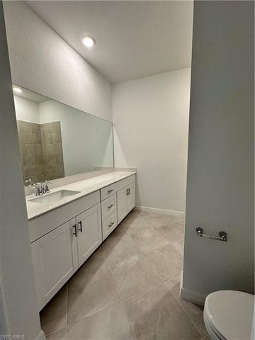 2813 Citrus ST, Naples, FL 34120
