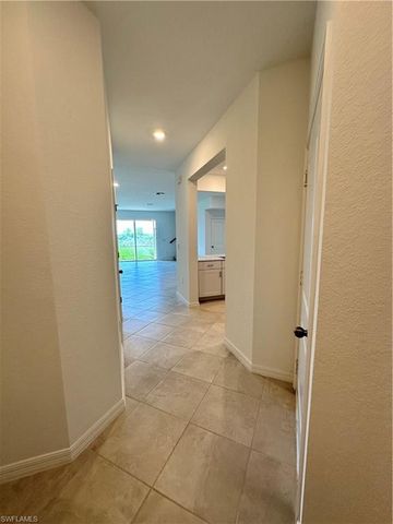 2813 Citrus ST, Naples, FL 34120
