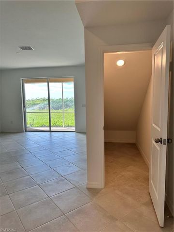 2813 Citrus ST, Naples, FL 34120