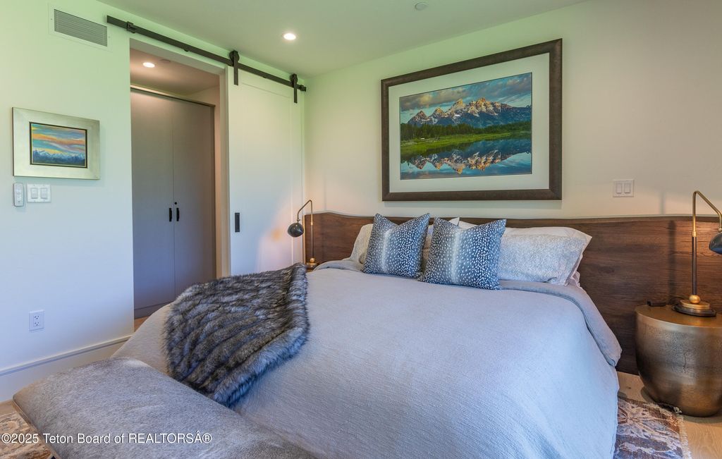 308 HIDDEN HOLLOW Drive, Jackson, WY 83001 photo 16