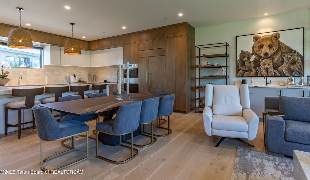 308 HIDDEN HOLLOW Drive, Jackson, WY 83001 photo 5