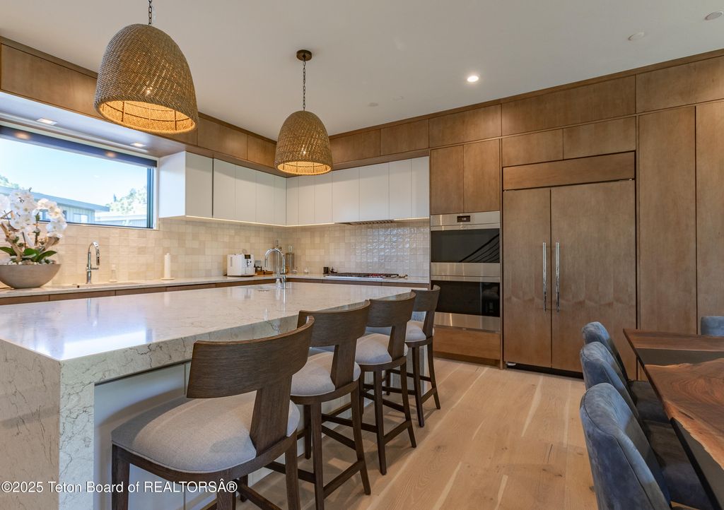 308 HIDDEN HOLLOW Drive, Jackson, WY 83001 photo 6