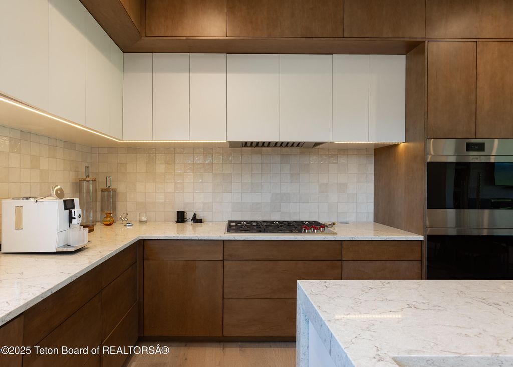 308 HIDDEN HOLLOW Drive, Jackson, WY 83001 photo 8