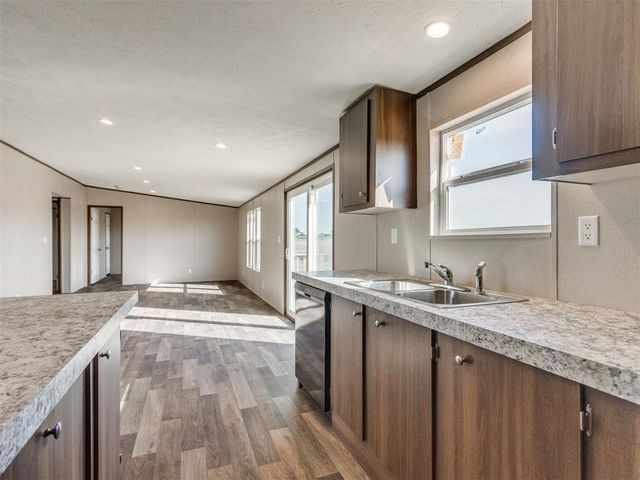21222 Prairie View Road, Blanchard, OK 73080