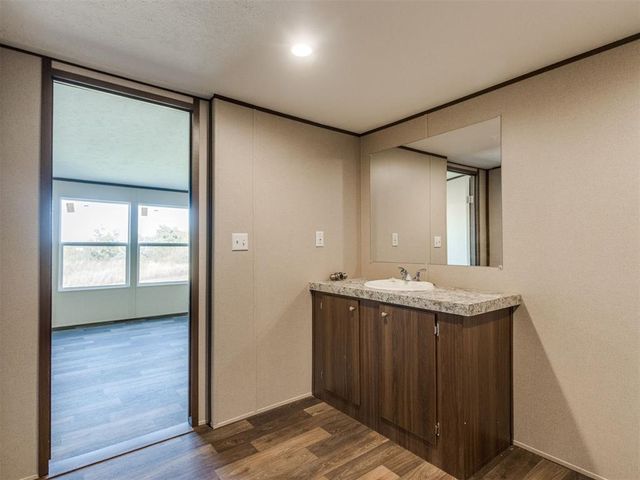 21222 Prairie View Road, Blanchard, OK 73080