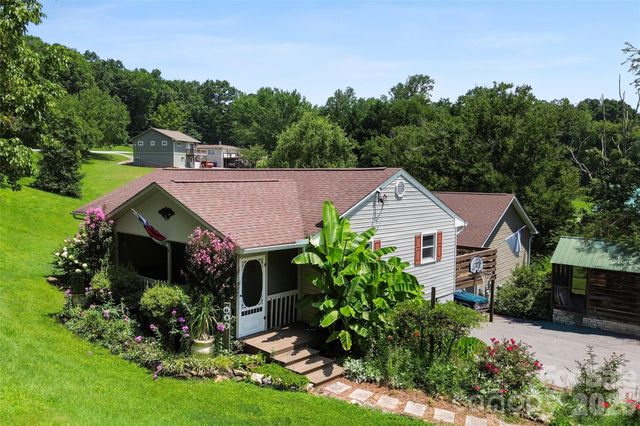 611 Pole Creasman Road, Asheville, NC 28806