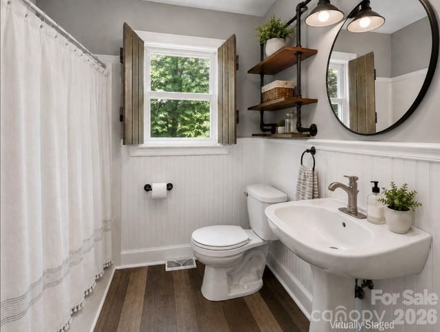 611 Pole Creasman Road, Asheville, NC 28806
